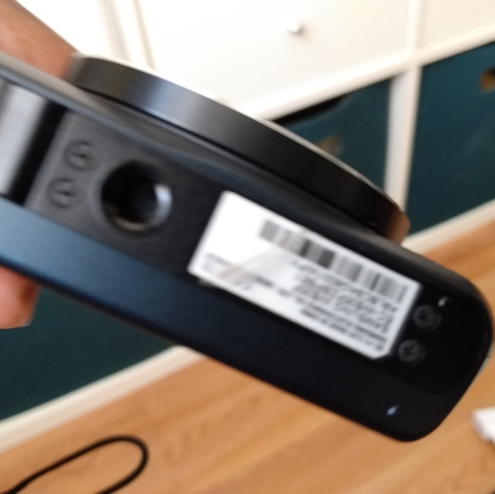 Camera with Accessories - Picture 4 of 11